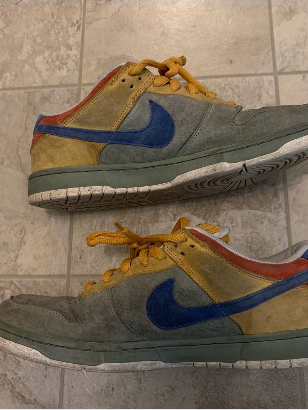 Size 10.5 - Nike Dunk Premium SB Low Puff N Stuff - Picture 4 of 10